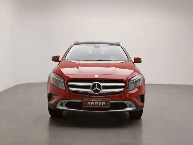 Mercedes-Benz GLA 2015 GLA 200 Dynamic — фото 3