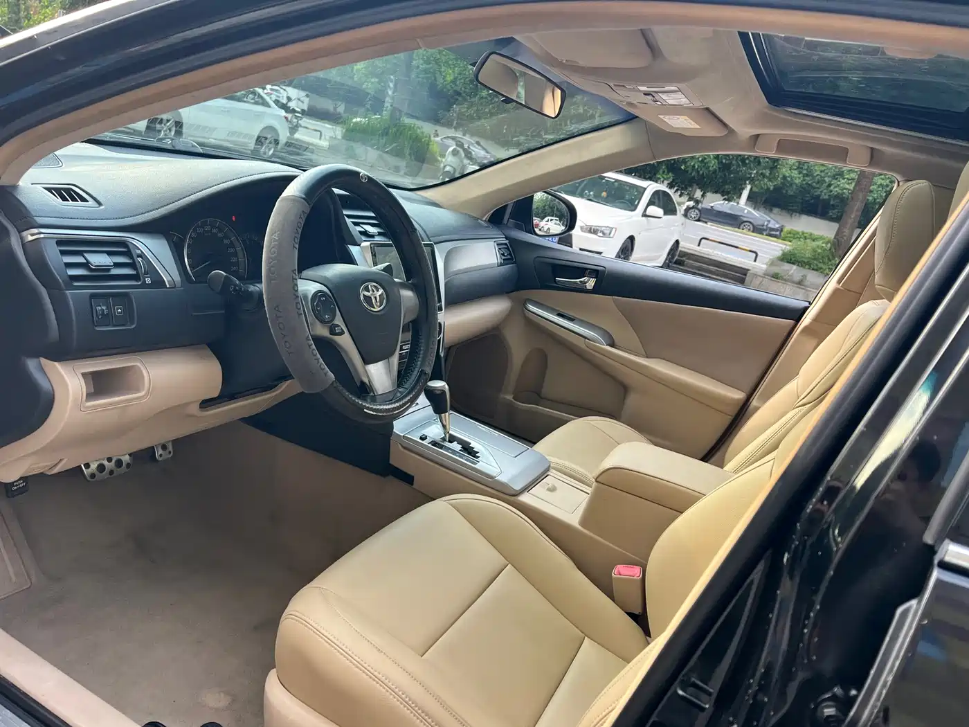 Toyota Camry 2012 Junrui 2.0S Dynamic Edition фото 4