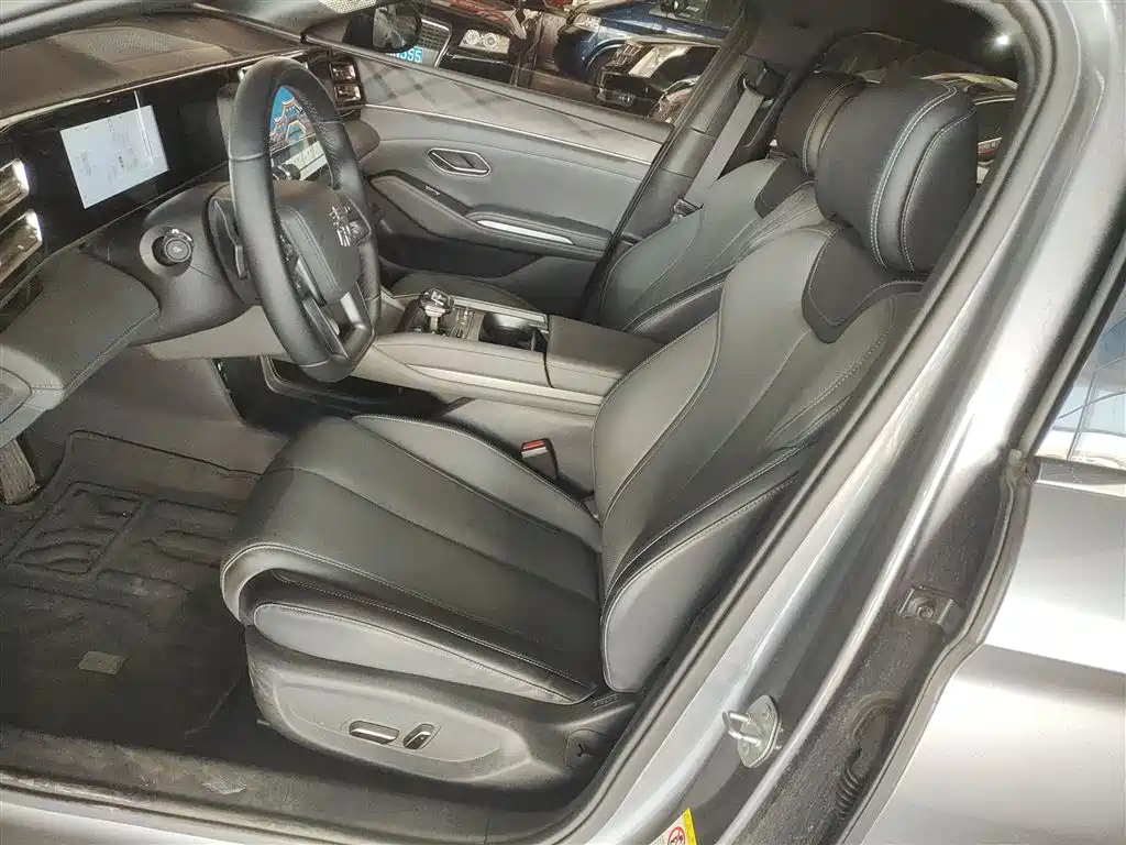 BYD Qin L 2025 DM-i Smart Drive Edition 120KM Surpassing фото 15