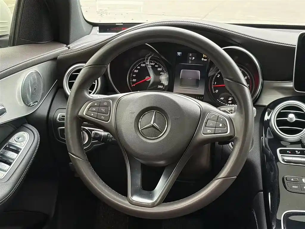 Mercedes-Benz GLC 2017 GLC 200 4MATIC фото 18