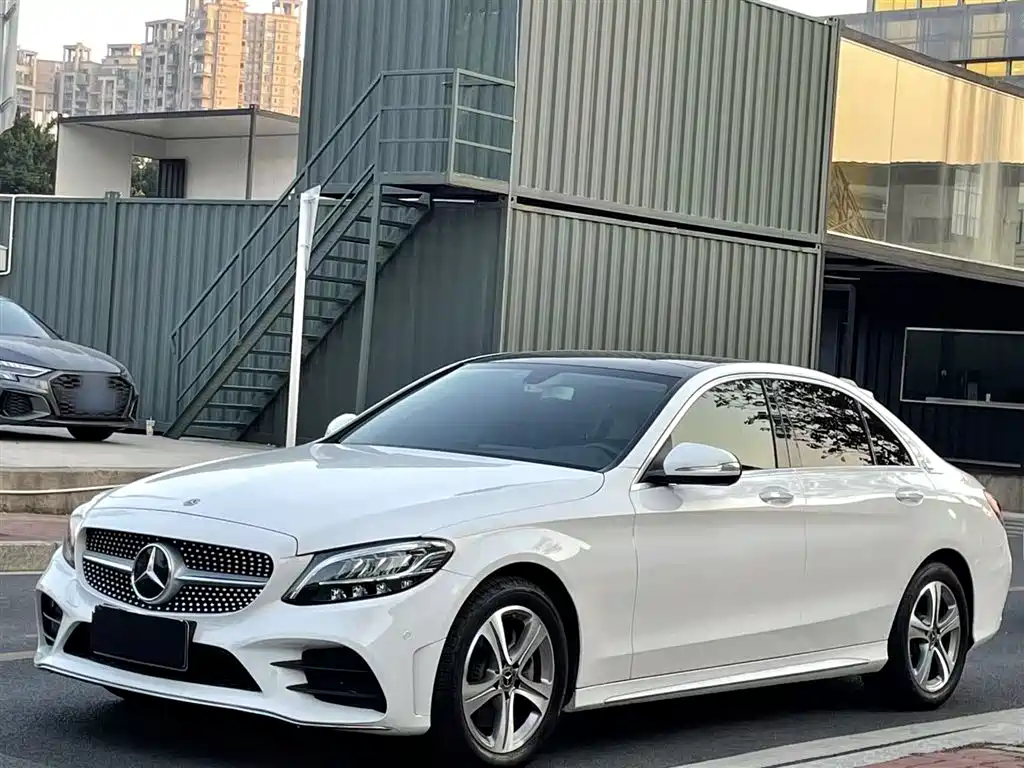 Mercedes-Benz C-Class 2019 C 260 L Sport фото 2