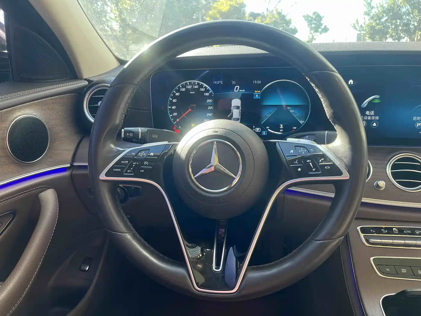 Mercedes-Benz E-Class 2023 E 300 L Fashion фото 17