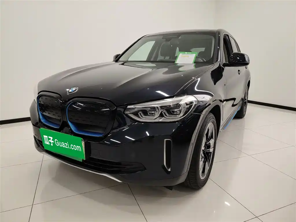 BMW iX3 2021 Facelift Leading фото 2