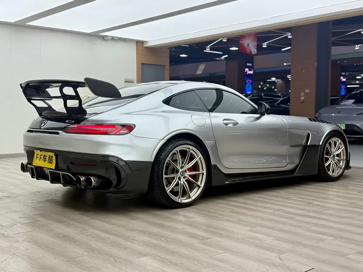 Mercedes-Benz AMG GT 2015 AMG GT S фото 11