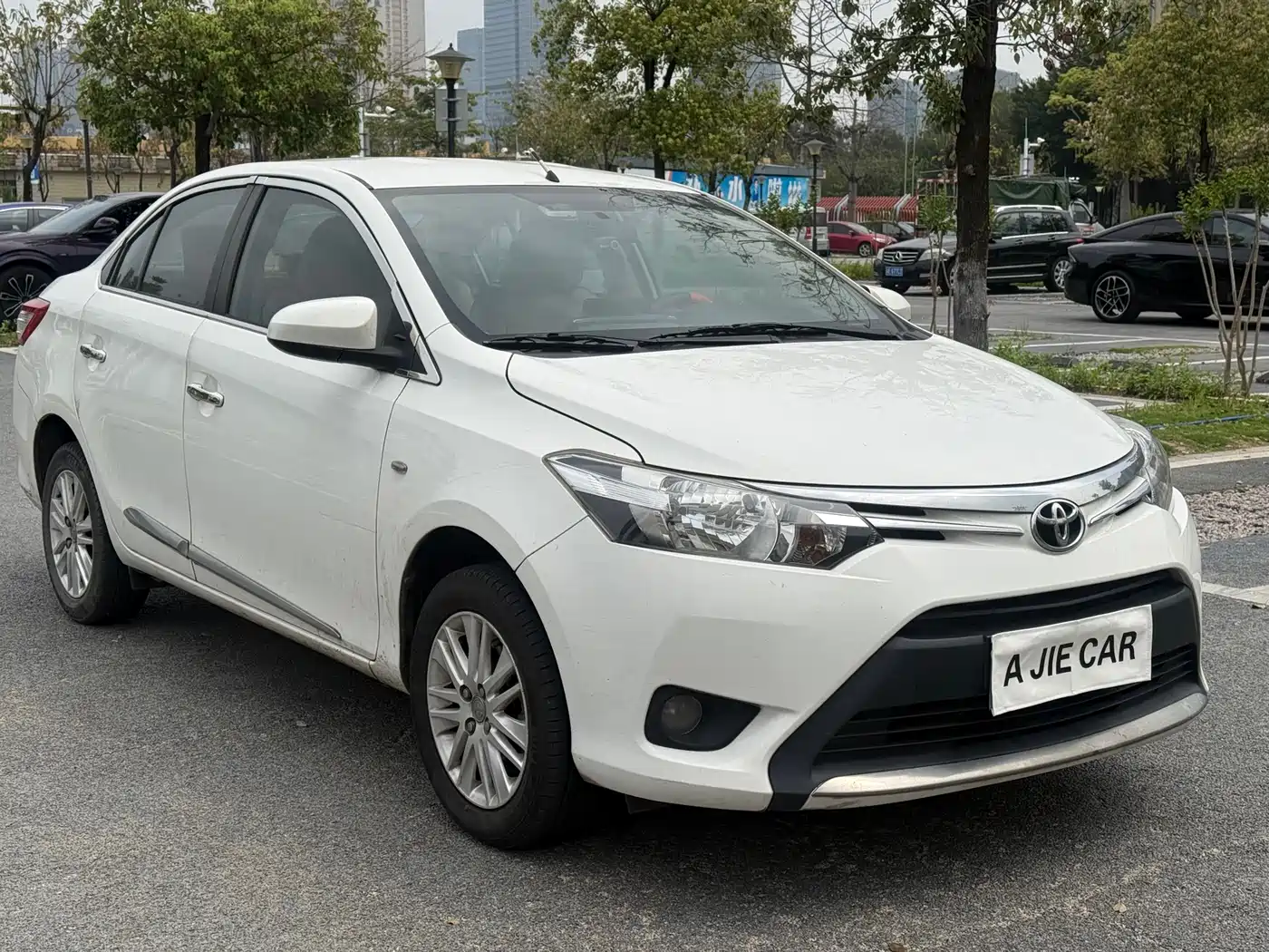 Toyota Vios 2016 1.5L Automatic Zhi Zhen Xing Yao Edition фото 3