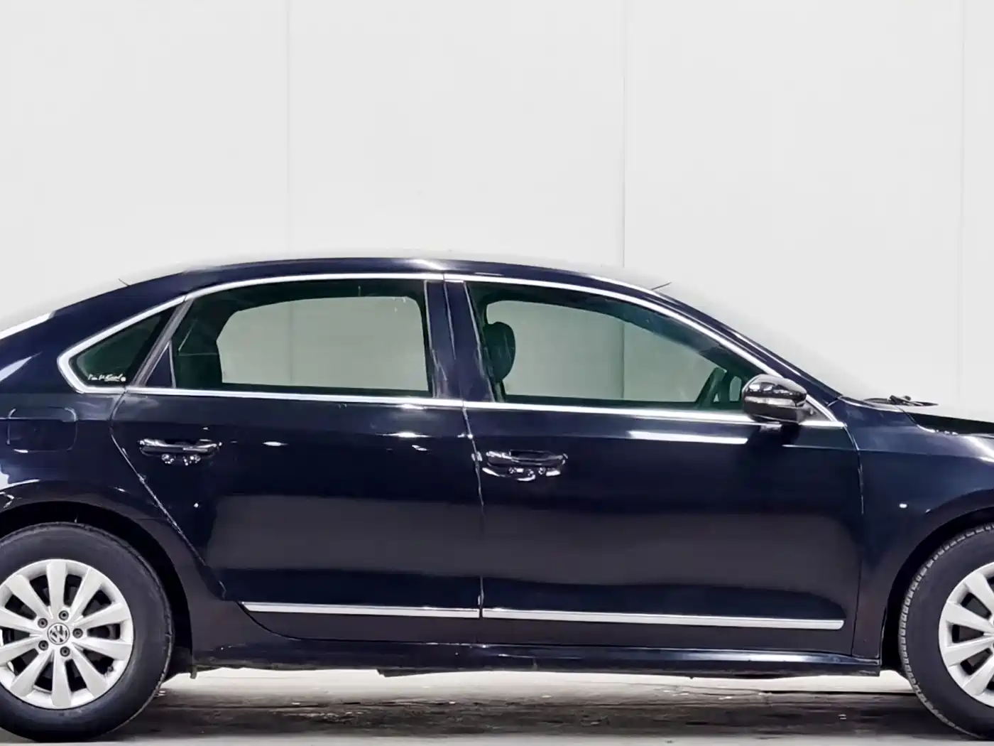 Volkswagen Passat 2011 1.8TSI Automatic Premium Edition фото 8