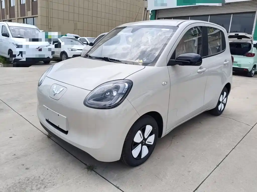 Wuling Motors Hongguang MINIEV 2026 2025 4-Door Advanced