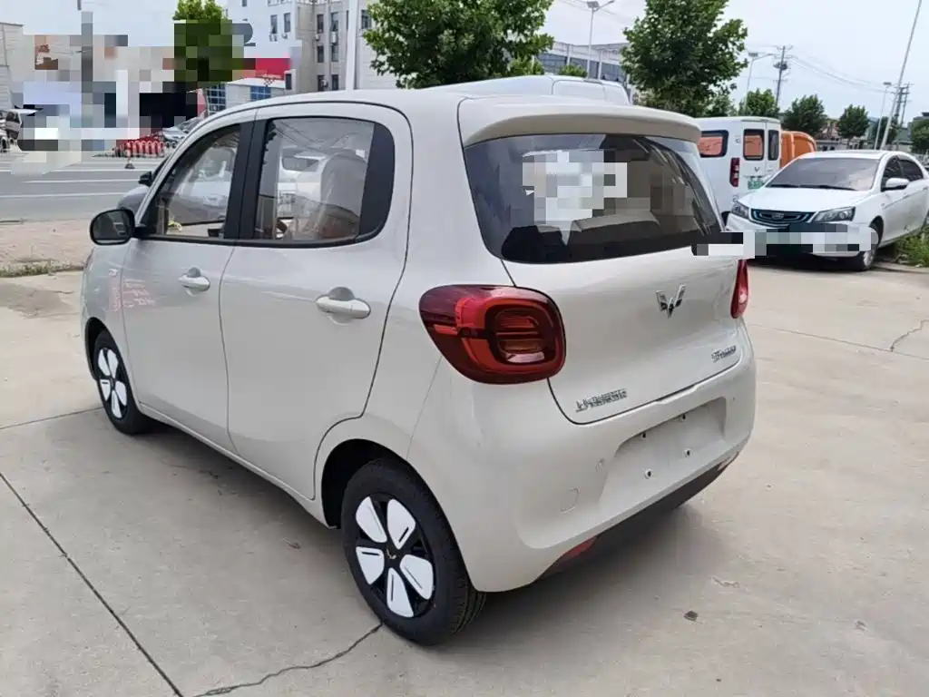Wuling Motors Hongguang MINIEV 2026 2025 4-Door Advanced