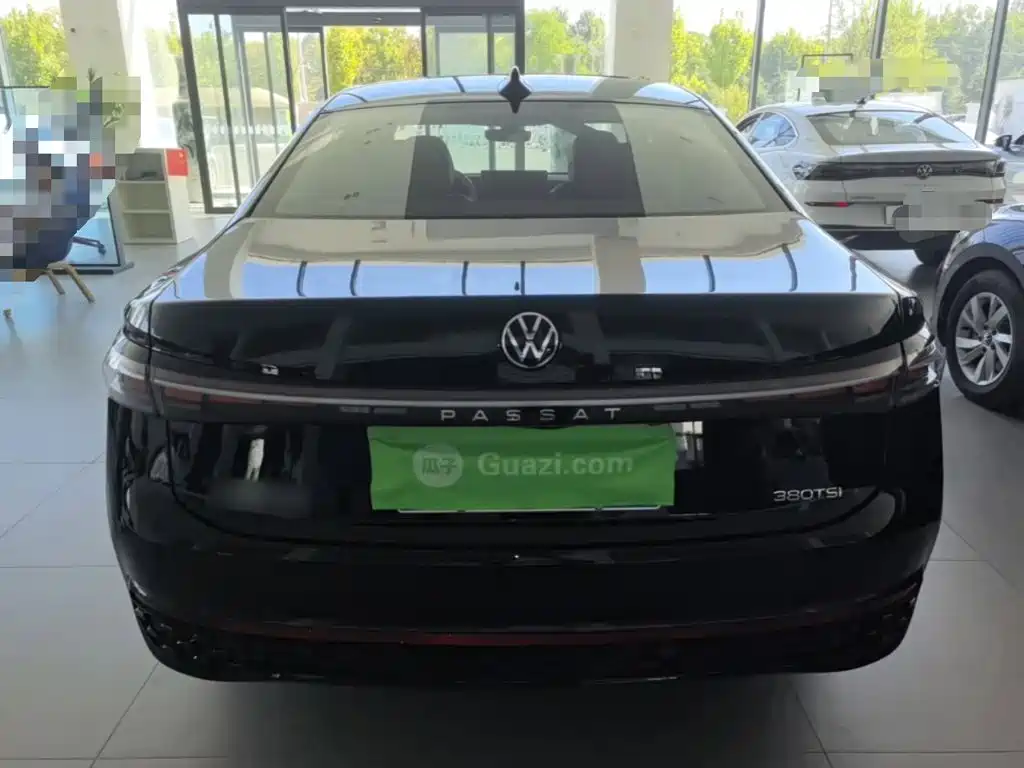 Photo 6 - Volkswagen Passat