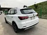 Фото 8 - Roewe RX5