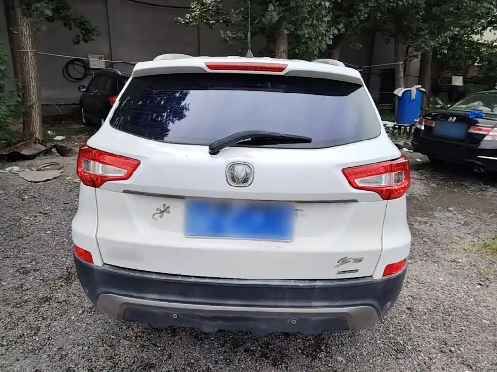 Changan CS75 2014 2014 2.0L Manual Luxury (China IV)