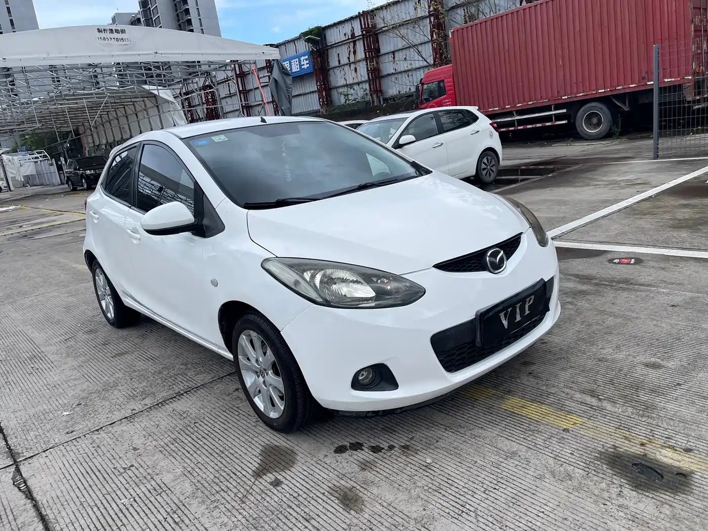 Mazda 2 2011 2012 Hatchback Dynamic 1.5L Automatic Value Edition