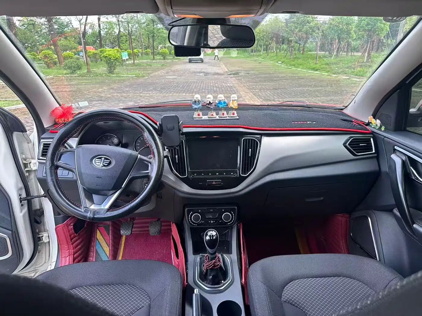 FAW Senya R7 2017 2016 1.6L Manual Comfort