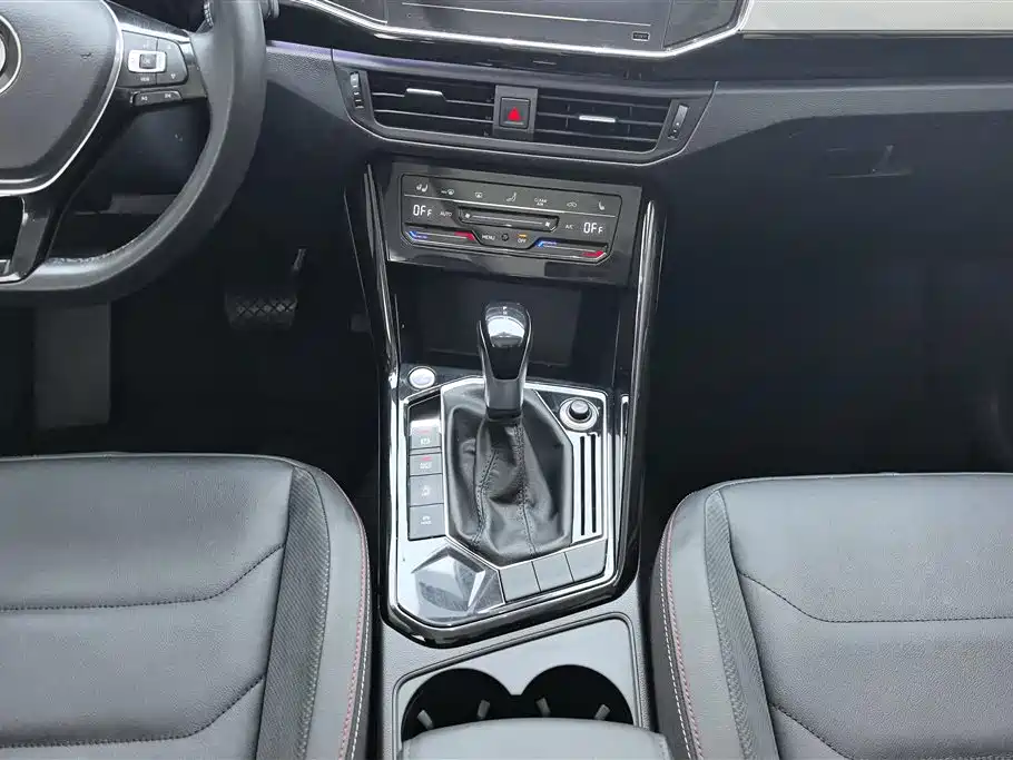 Volkswagen Tayron 2020 330TSI 2WD Luxury Smart Edition фото 16