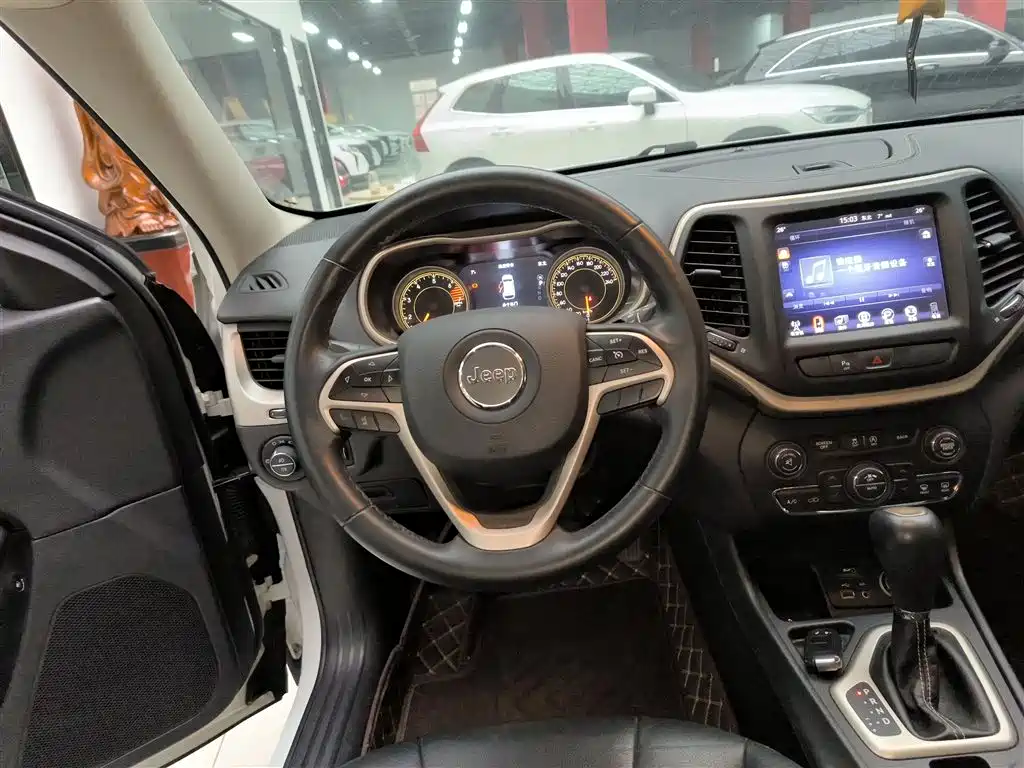 Jeep Cherokee 2019 2017 2.0L Superior Edition