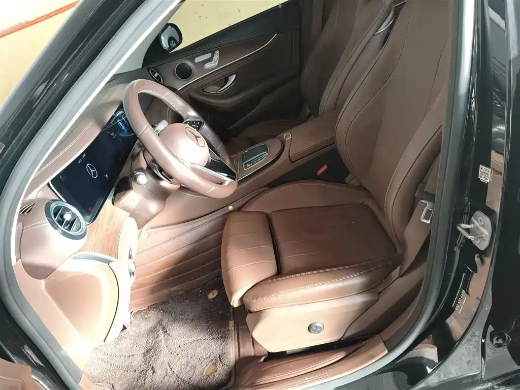 Mercedes-Benz E-Class 2023 E 260 L 4MATIC фото 7