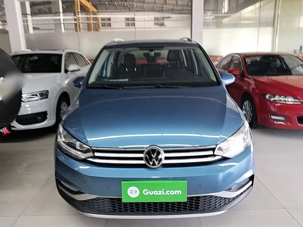 Volkswagen Touran 2021 2021 Touran L 280TSI DSG Cross Edition 7-seater