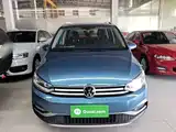 Photo 3 - Volkswagen Touran
