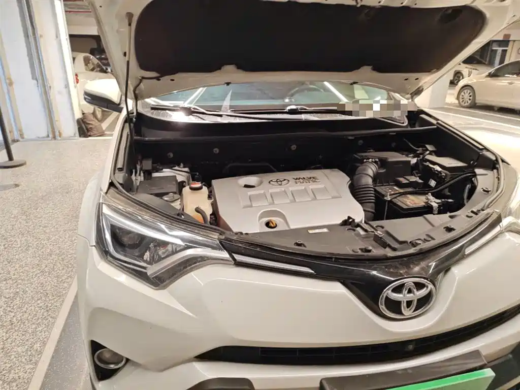 Toyota RAV4 Rongfang 2016 2.0L CVT 2WD Smart (China V) фото 21