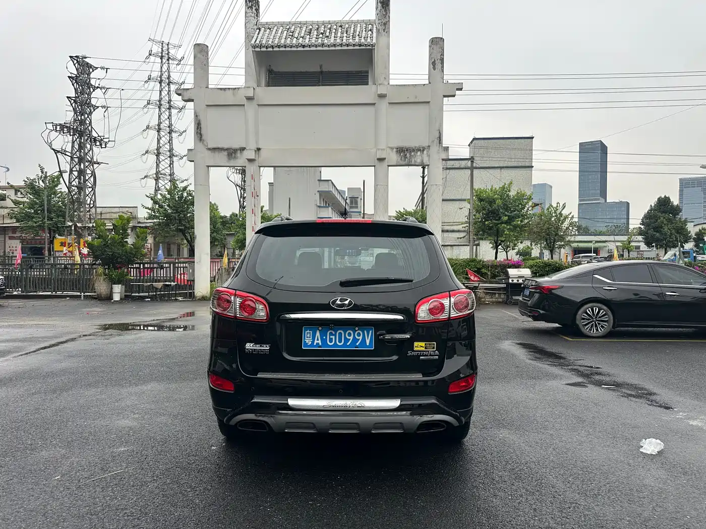 Hyundai Santa Fe Classic 2011 2.4 Premium 7-seat 2WD фото 6