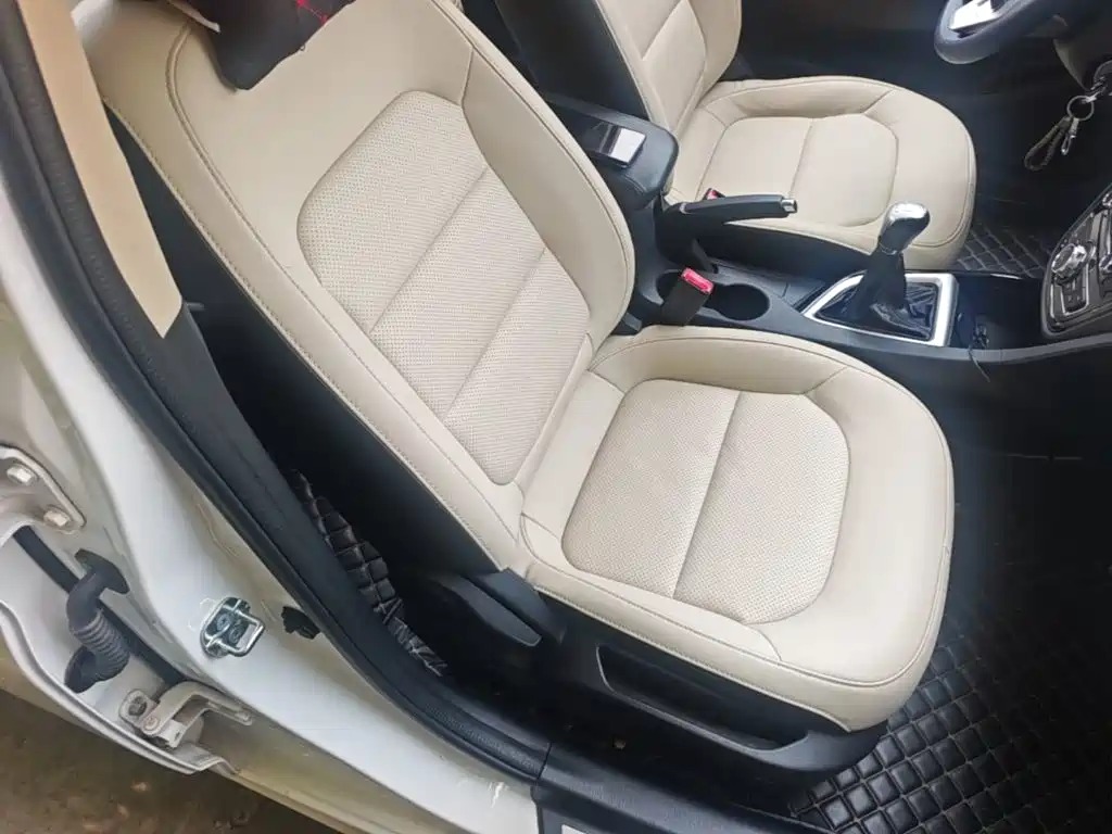 Changan Yuexiang V7 2018 2016 1.6L Manual Joy Version China V