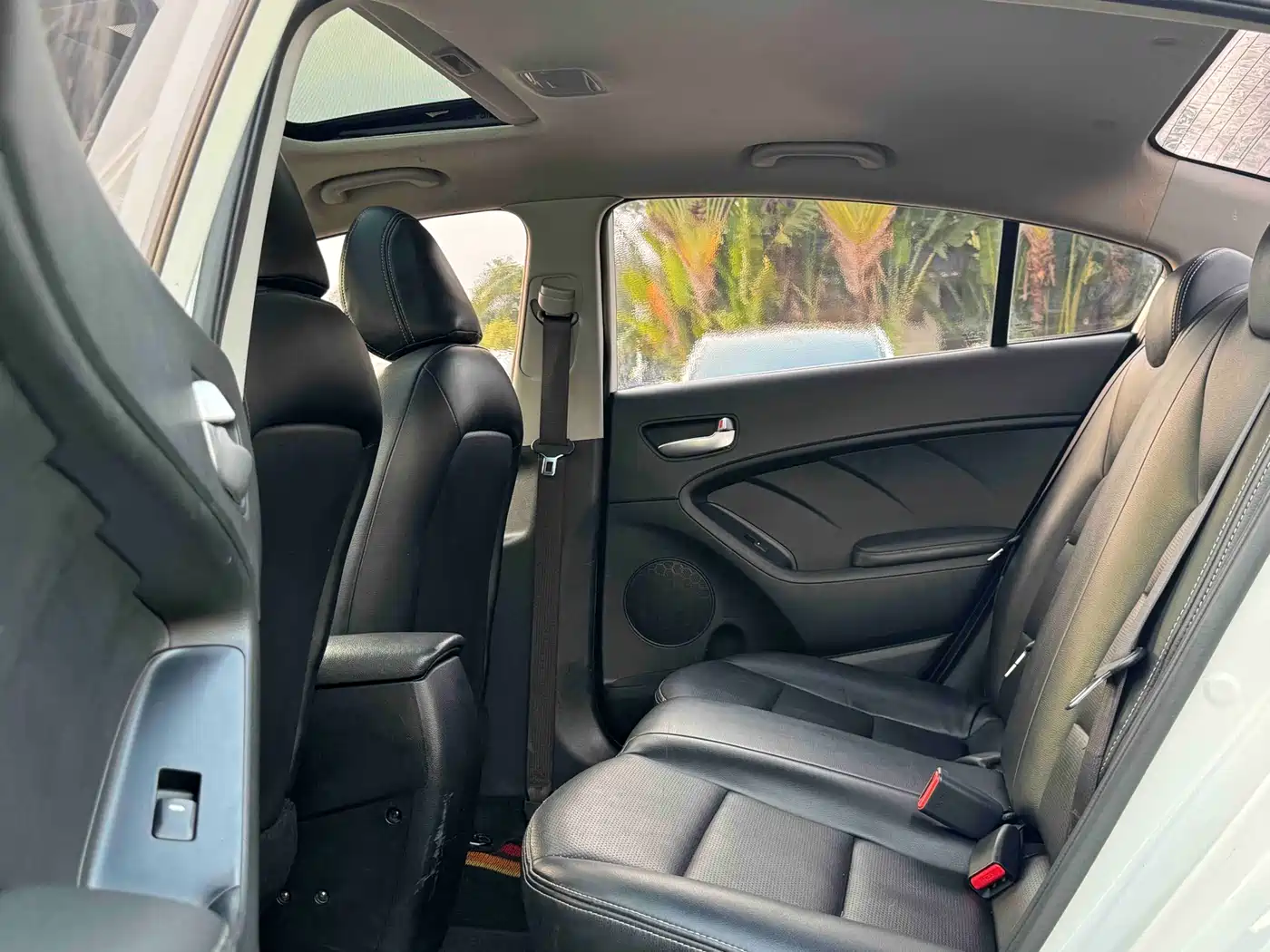Kia K3 2017 1.6L Automatic 15th Anniversary Special GLS фото 11