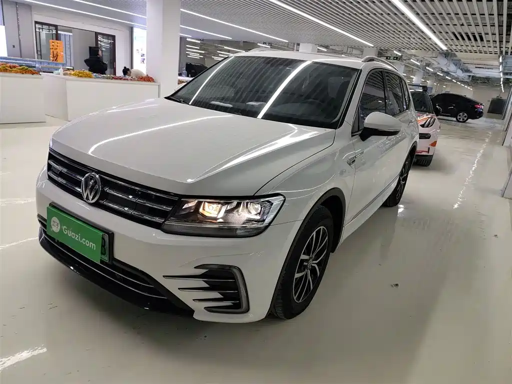 Volkswagen Tiguan L PHEV 2019 430PHEV Hybrid Luxury Edition фото 2
