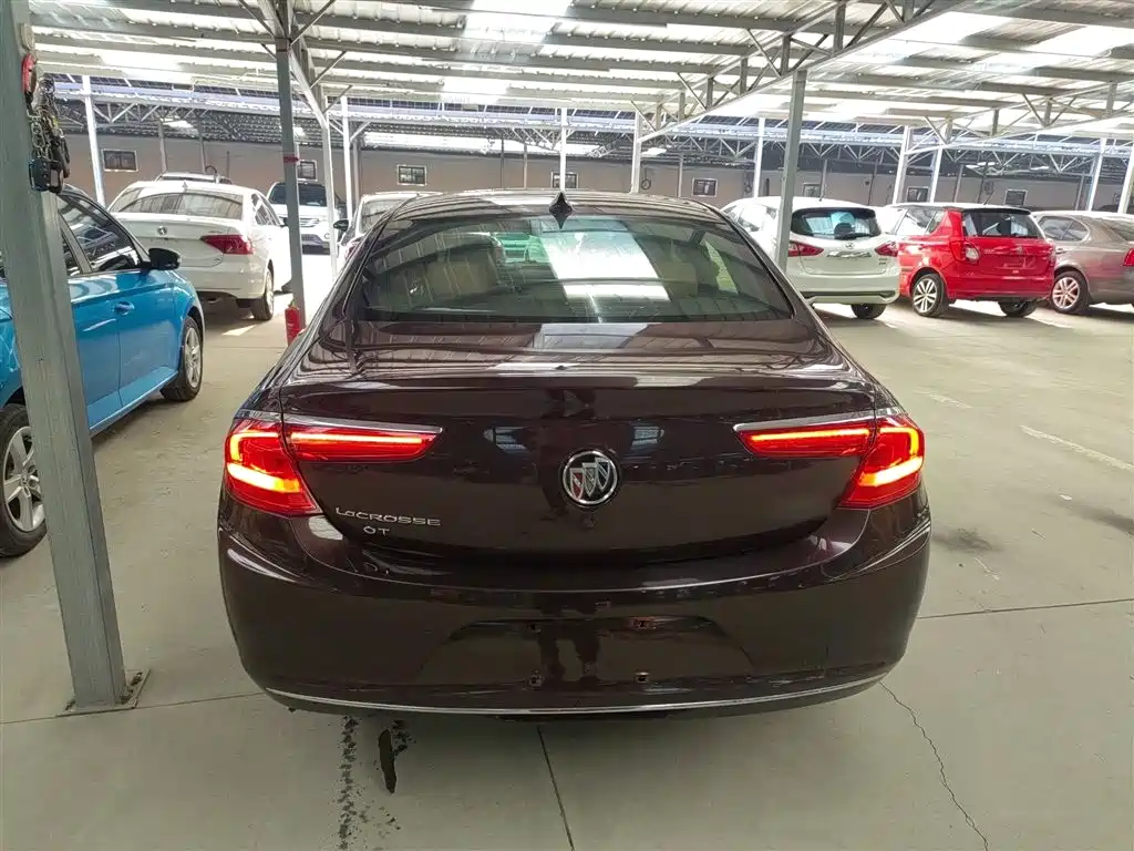 Buick LaCrosse 2016 20T Luxury фото 4