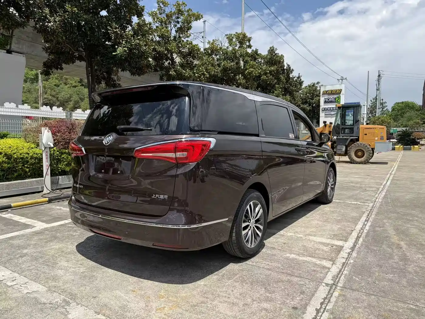 Buick GL8 2017 ES 28T Luxury China V фото 7