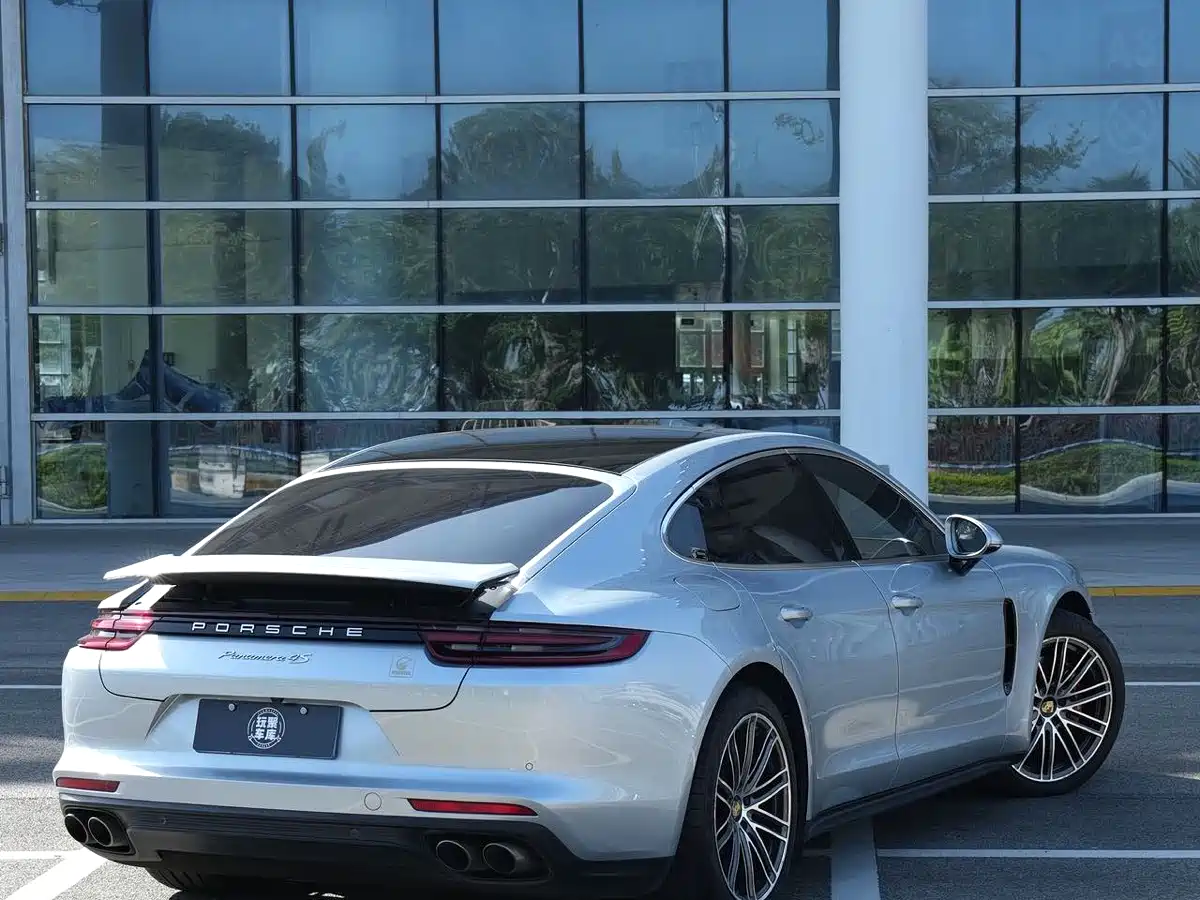 Porsche Panamera 2017 Panamera 4S 2.9T фото 9