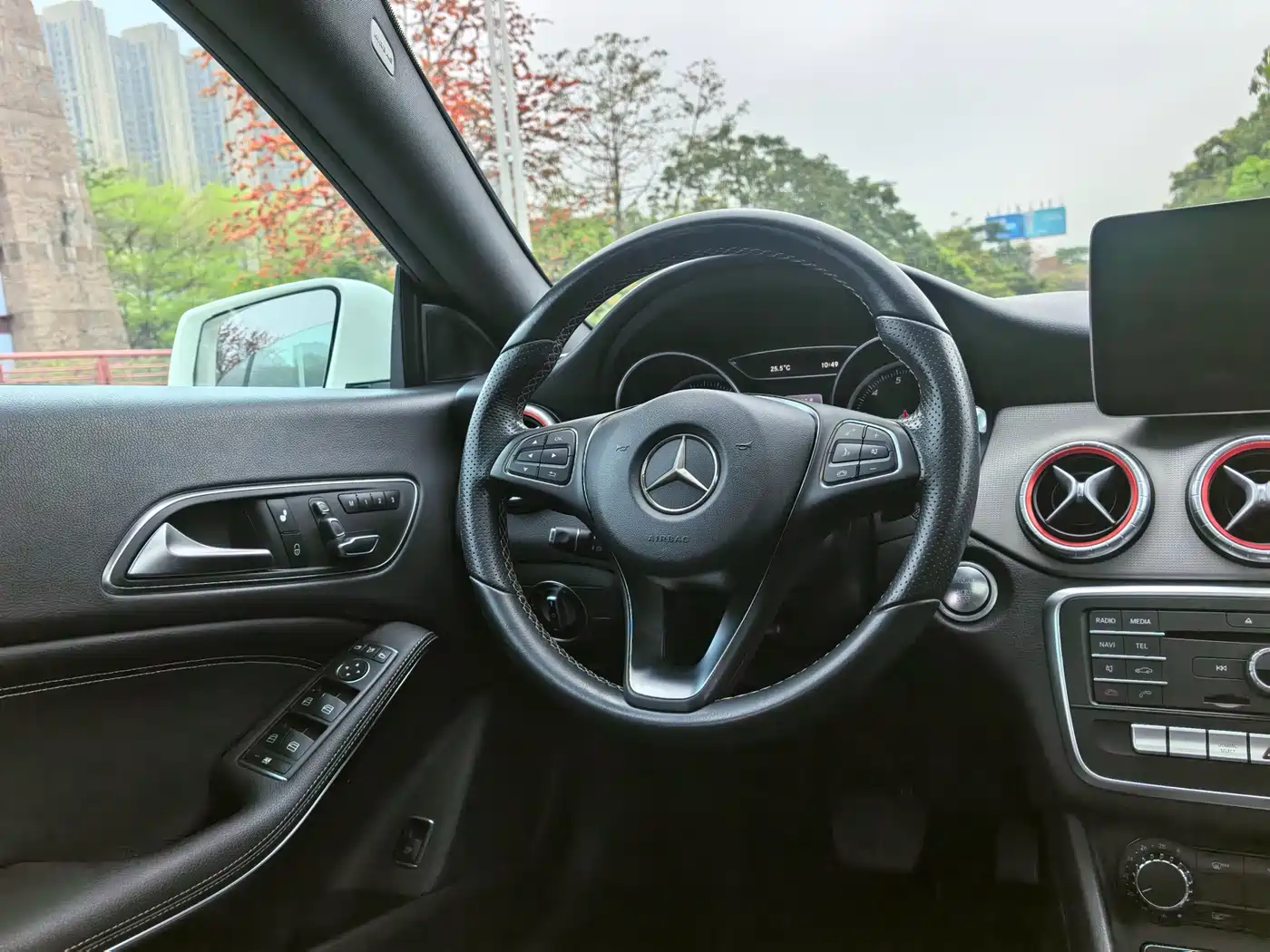 Mercedes-Benz CLA (Import) 2017 Facelift CLA 200 Style фото 7