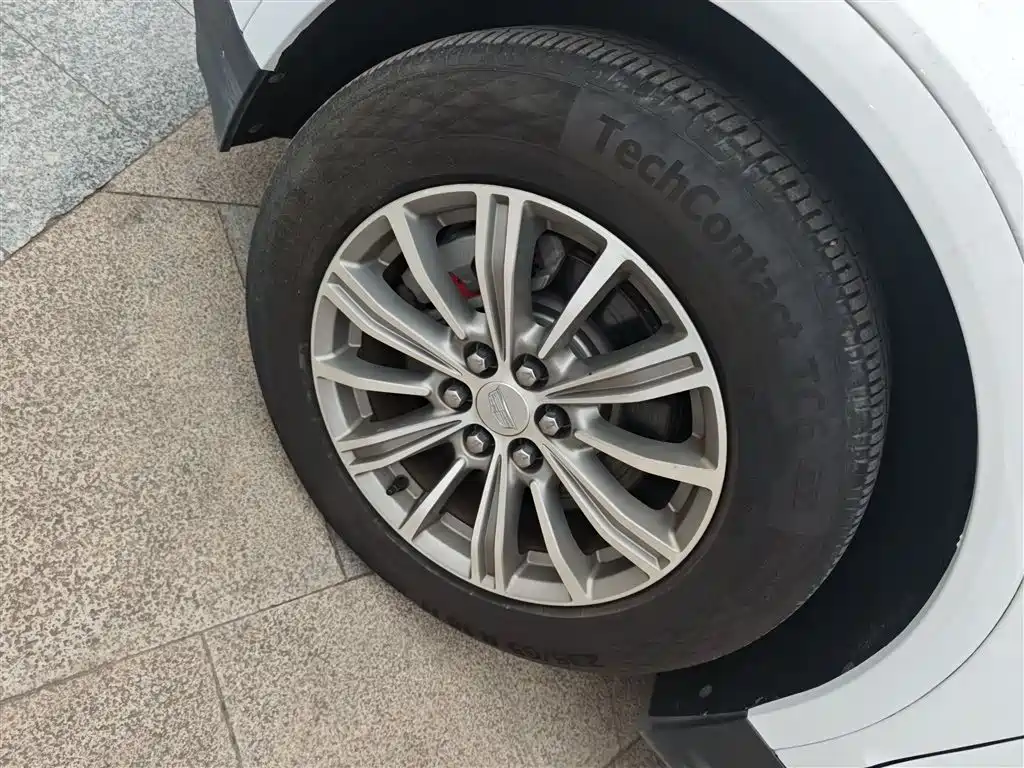 Cadillac XT5 2018 25T Luxury фото 25