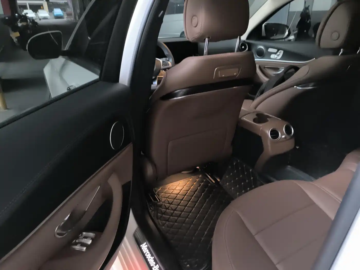 Mercedes-Benz E-Class 2018 Facelift E 300 L Sport Fashion фото 6