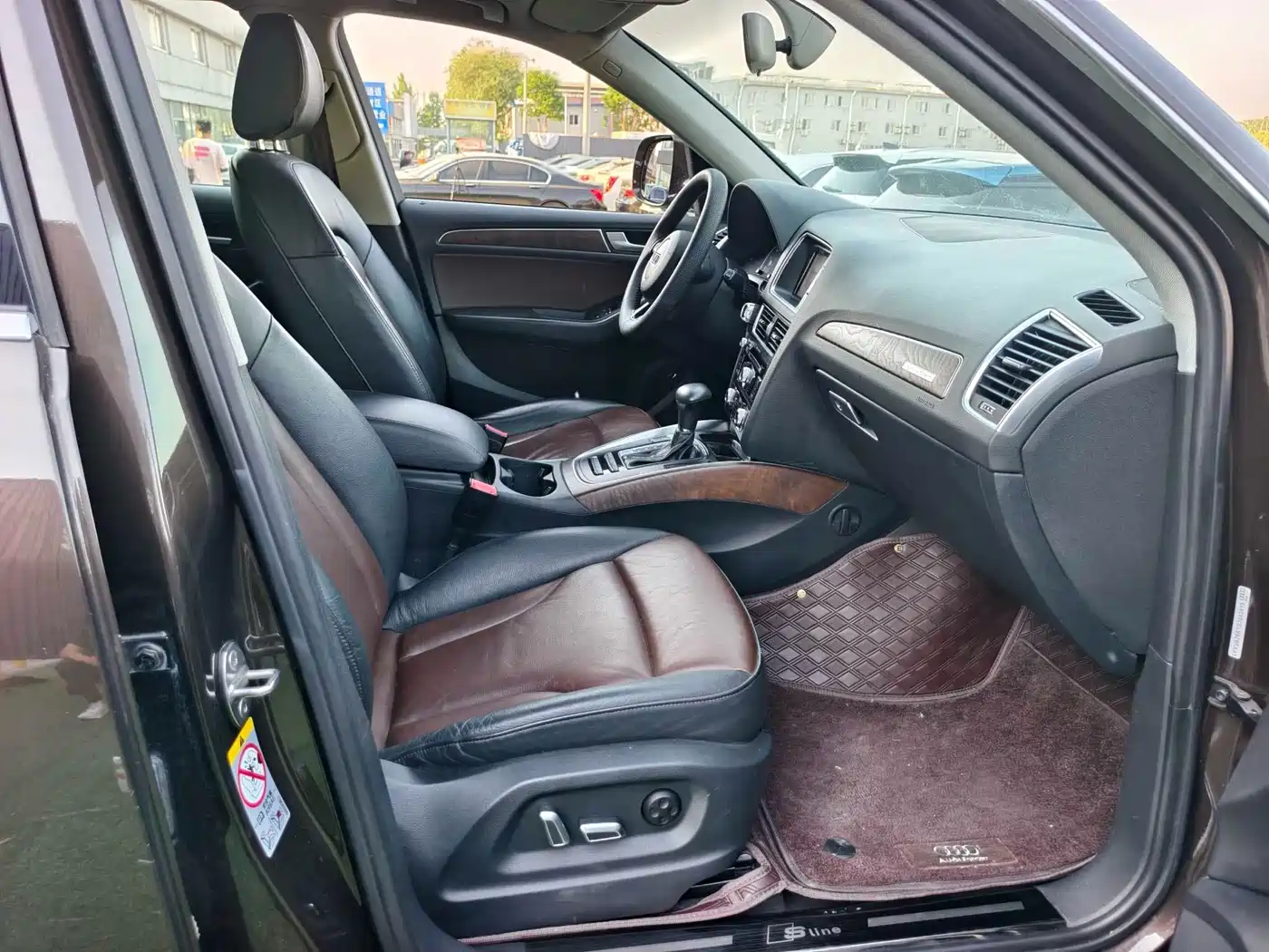 Audi Q5 2016 40 TFSI Technology Model фото 16
