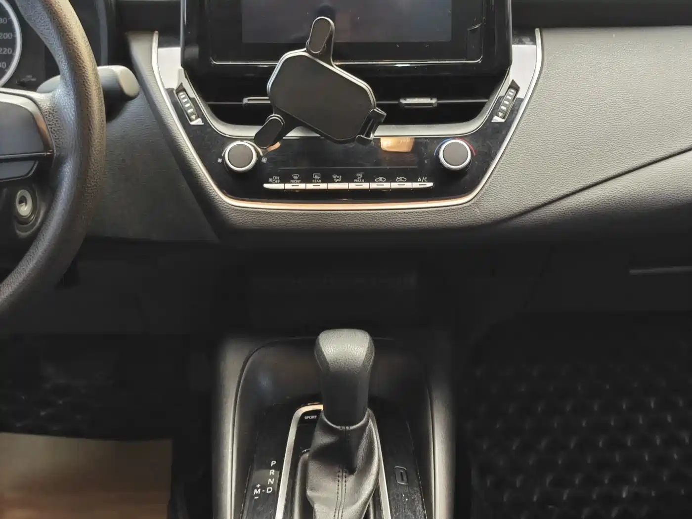 Toyota Levin 2023 TNGA 1.5L CVT Progressive фото 18