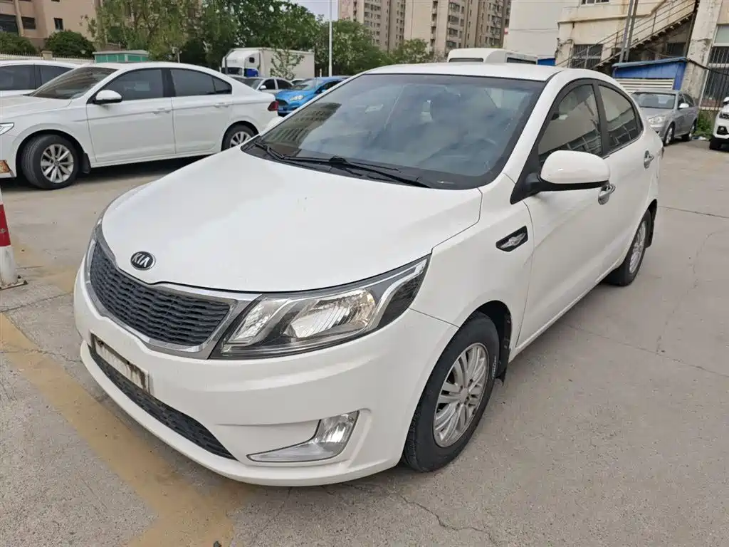 Kia K2 2012 Sedan 1.4L MT GLS Commemorative Edition