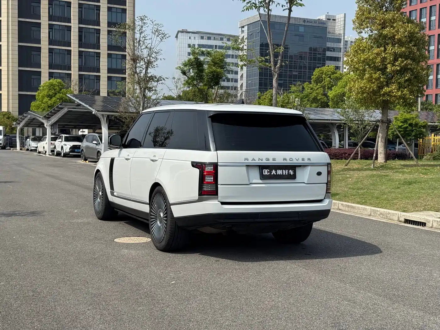 Land Rover Range Rover 2017 3.0 SC V6 Vogue фото 4
