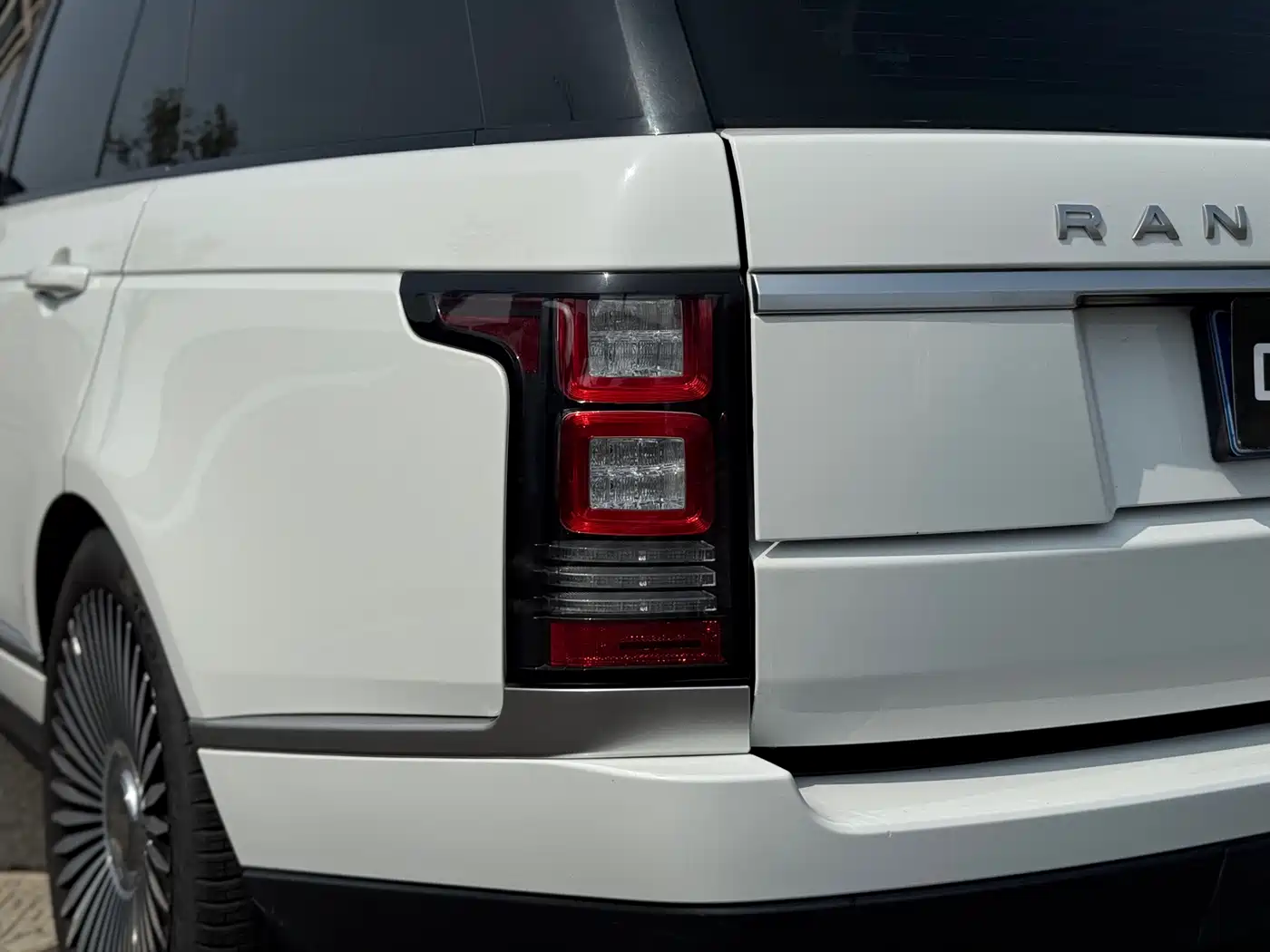 Land Rover Range Rover 2017 3.0 SC V6 Vogue фото 8