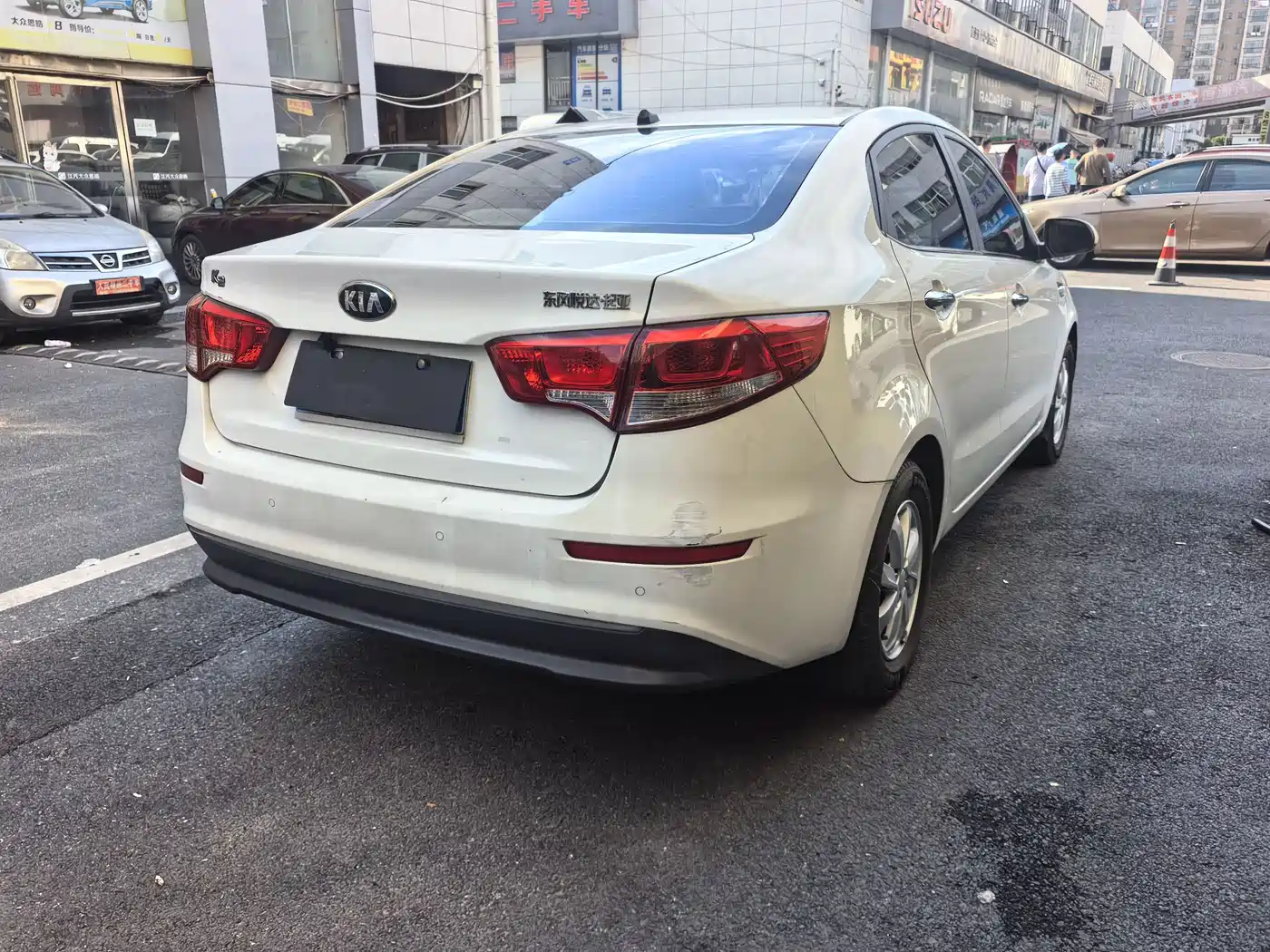 Kia K2 2015 Sedan 1.4L MT GLS фото 7