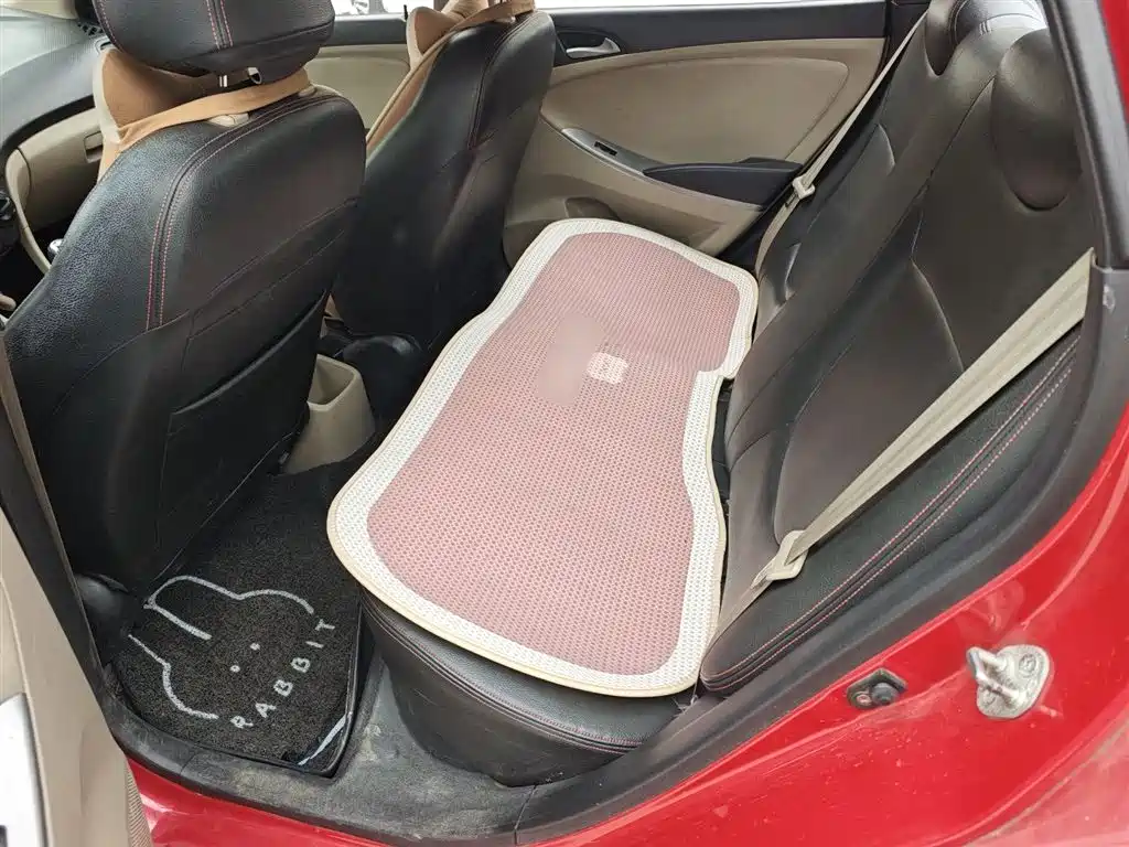 Hyundai Verna 2014 1.4L Manual Smart GLS фото 17