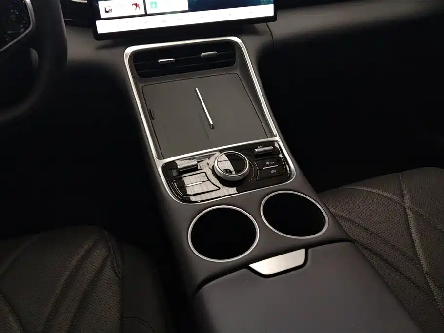 GEELY GALAXY GALAXY L6