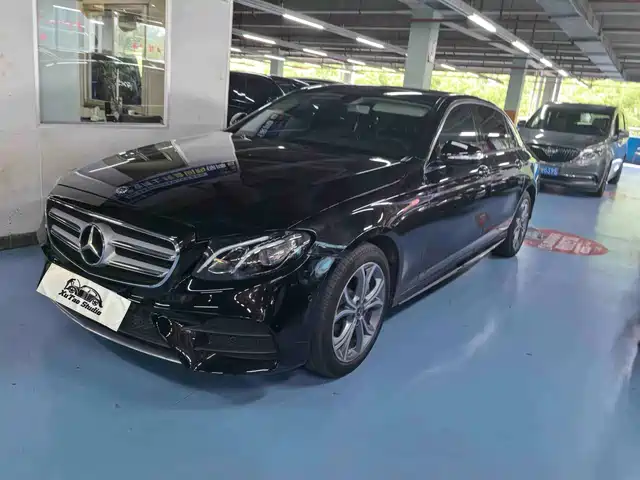 Mercedes-Benz E-Class 2019