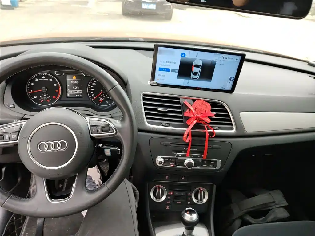 Audi Q3 2015 35 TFSI Millionth Anniversary Intelligent Leader фото 10