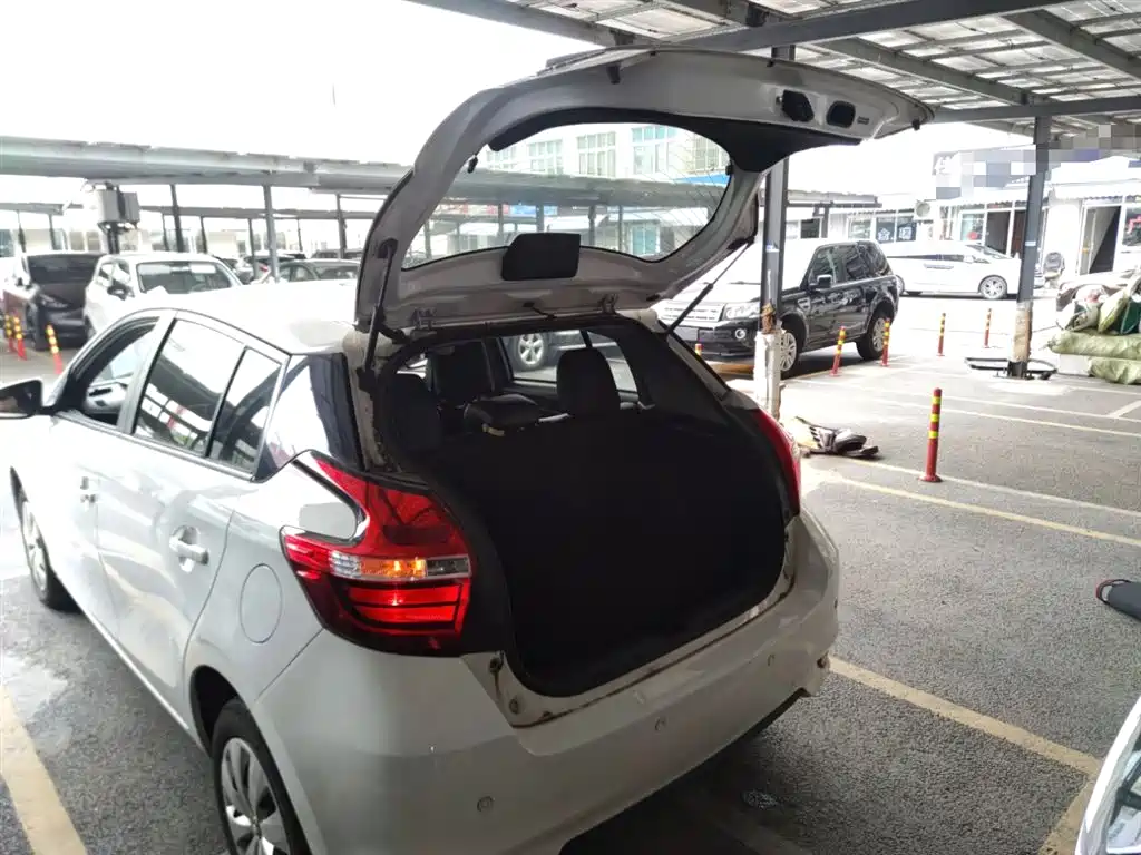 Toyota YARiS L Zhi Xuan 2019 1.5E CVT MeiDong Edition China VI фото 19