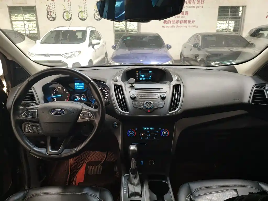 Ford Kuga 2016 2017 EcoBoost 245 AWD Platinum