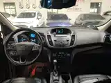Фото 10 - Ford Kuga