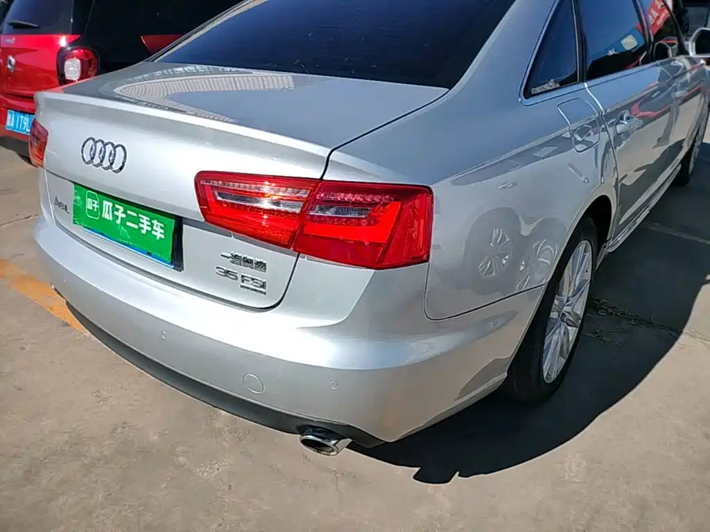 Фото 8 - Audi A6L
