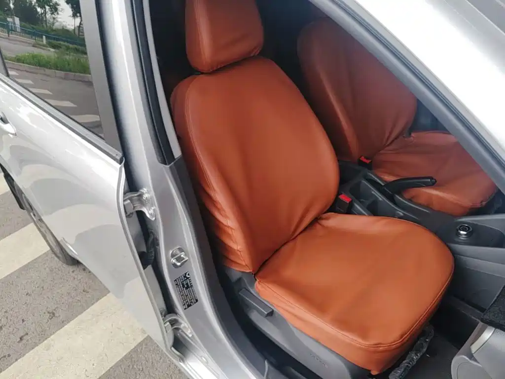 Wuling Motors Wuling Hongguang New Energy 2025 2025 Extended-Range Hybrid 50KM Comfort Version
