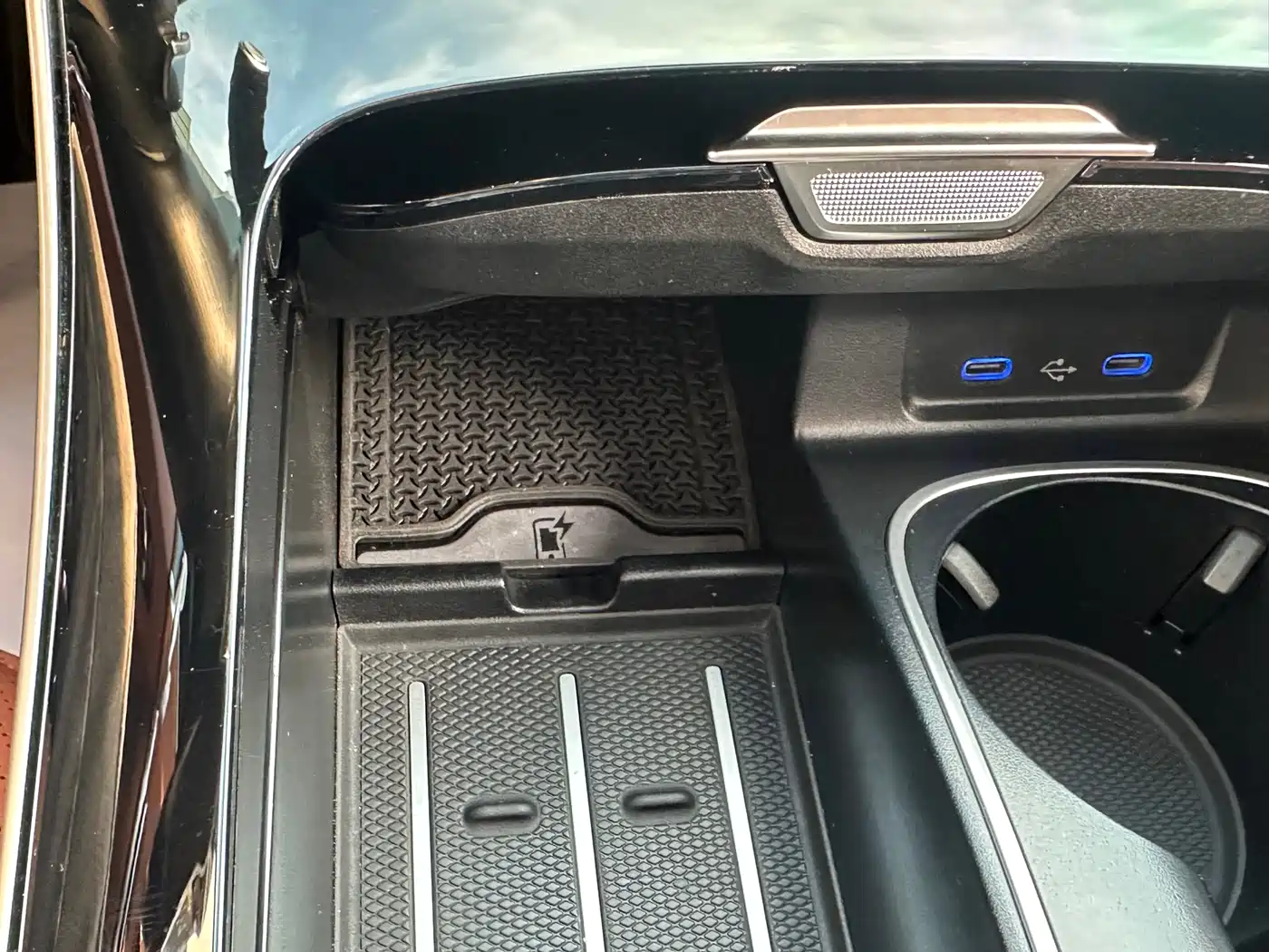 Mercedes-Benz Maybach S-Class 2025 Model S 480 4MATIC фото 14