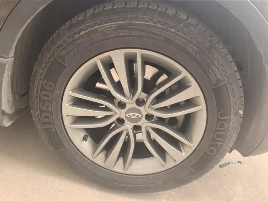 CHERY TIGGO 5